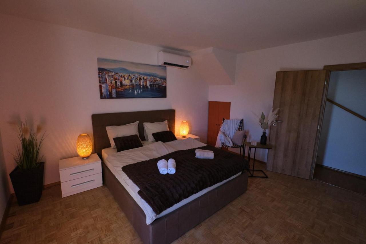 Kuca Za Odmor Baya Villa Stara Baska Bagian luar foto