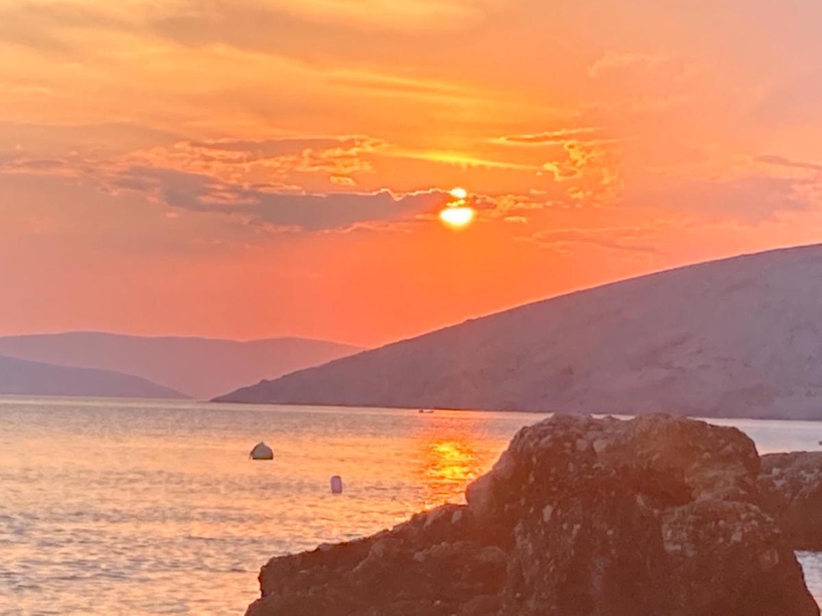 Kuca Za Odmor Baya Villa Stara Baska Bagian luar foto