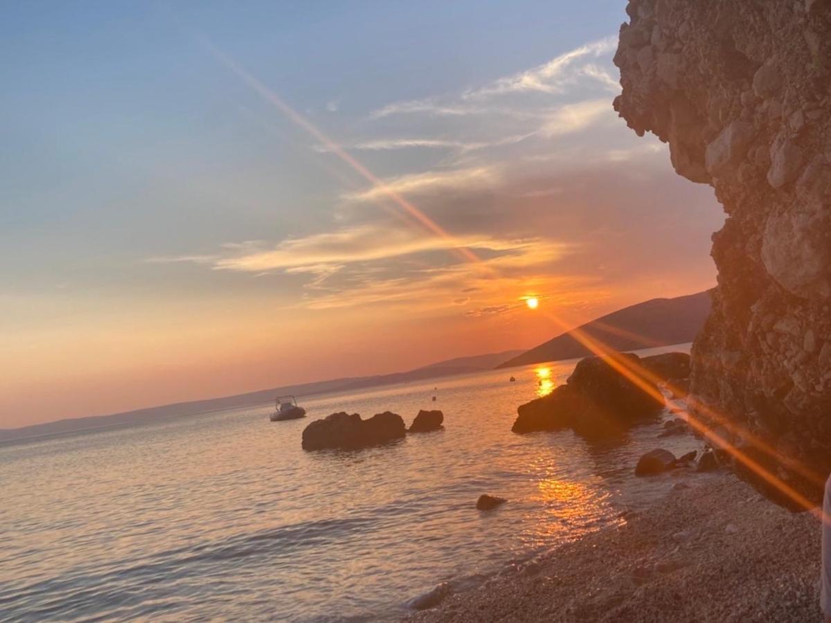 Kuca Za Odmor Baya Villa Stara Baska Bagian luar foto