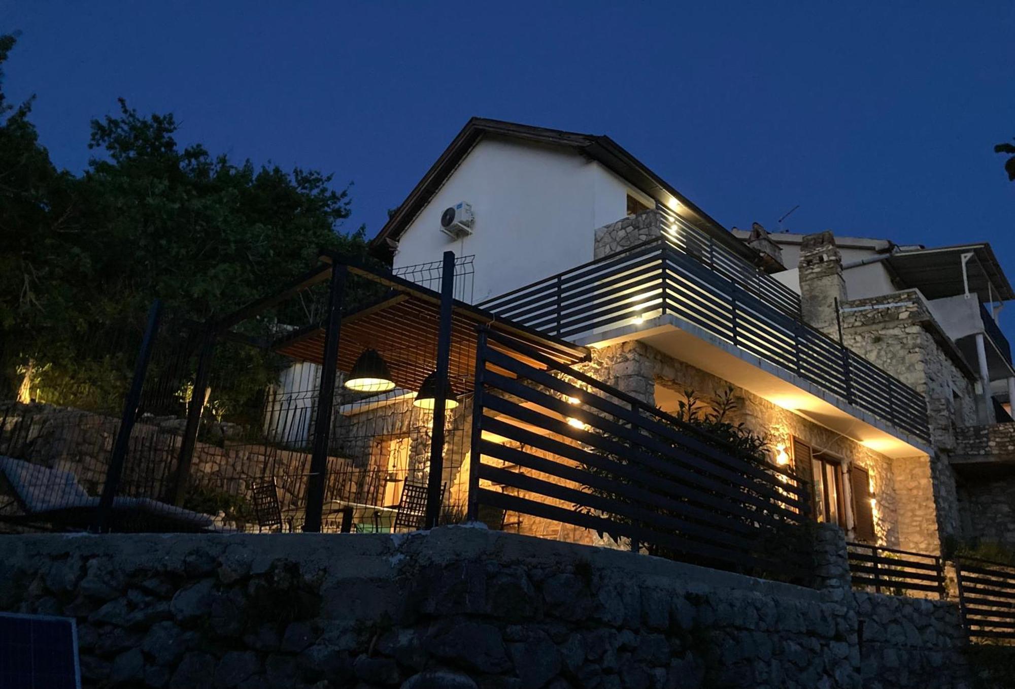 Kuca Za Odmor Baya Villa Stara Baska Bagian luar foto